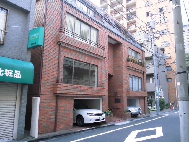 四谷ロイヤルハイツ